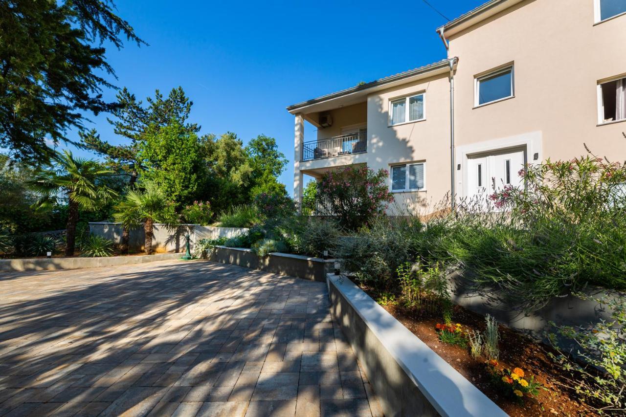 Apartment Nada 1 Malinska Εξωτερικό φωτογραφία